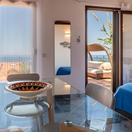 Cefalhome - Torre Apartment