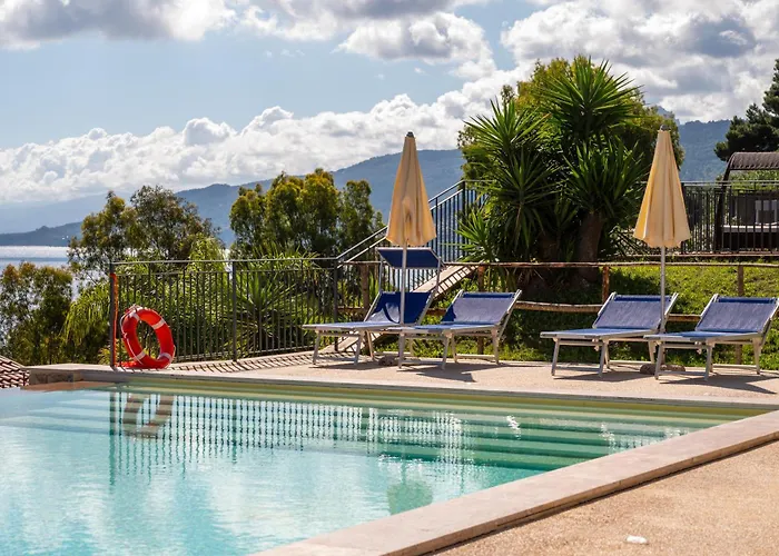 Cefalhome - Torre * צ'פאלו